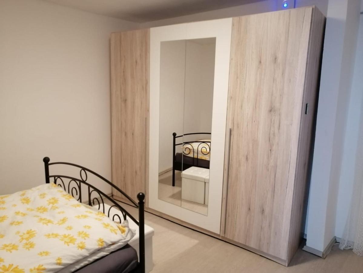 Ferienwohnung Beutelsbacherstrasse 12 Unterturkheim שטוטגרט מראה חיצוני תמונה